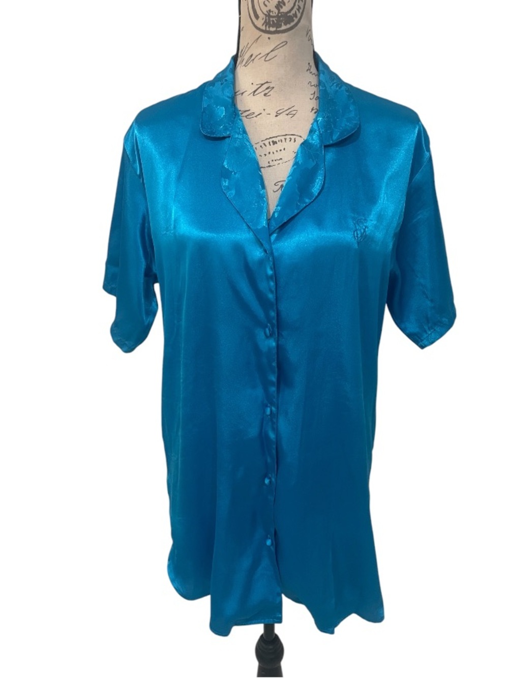 Vintage Victoria’s Secret Satin Sleep Shirt / Robe Cover-Up – Small